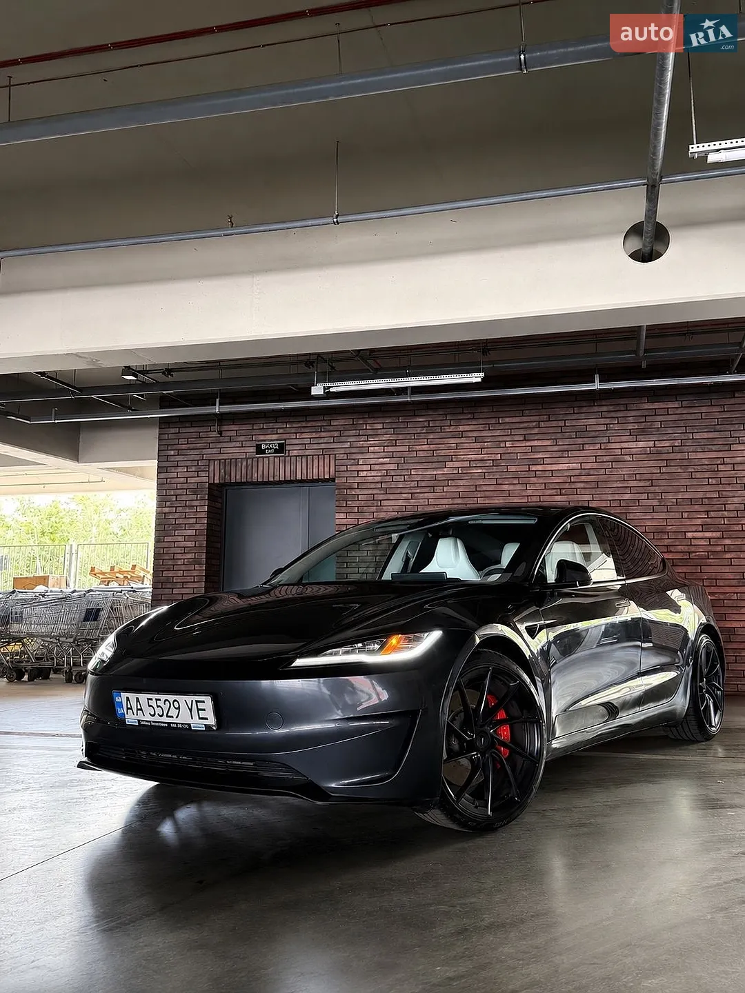 Tesla Model 3, 2024
