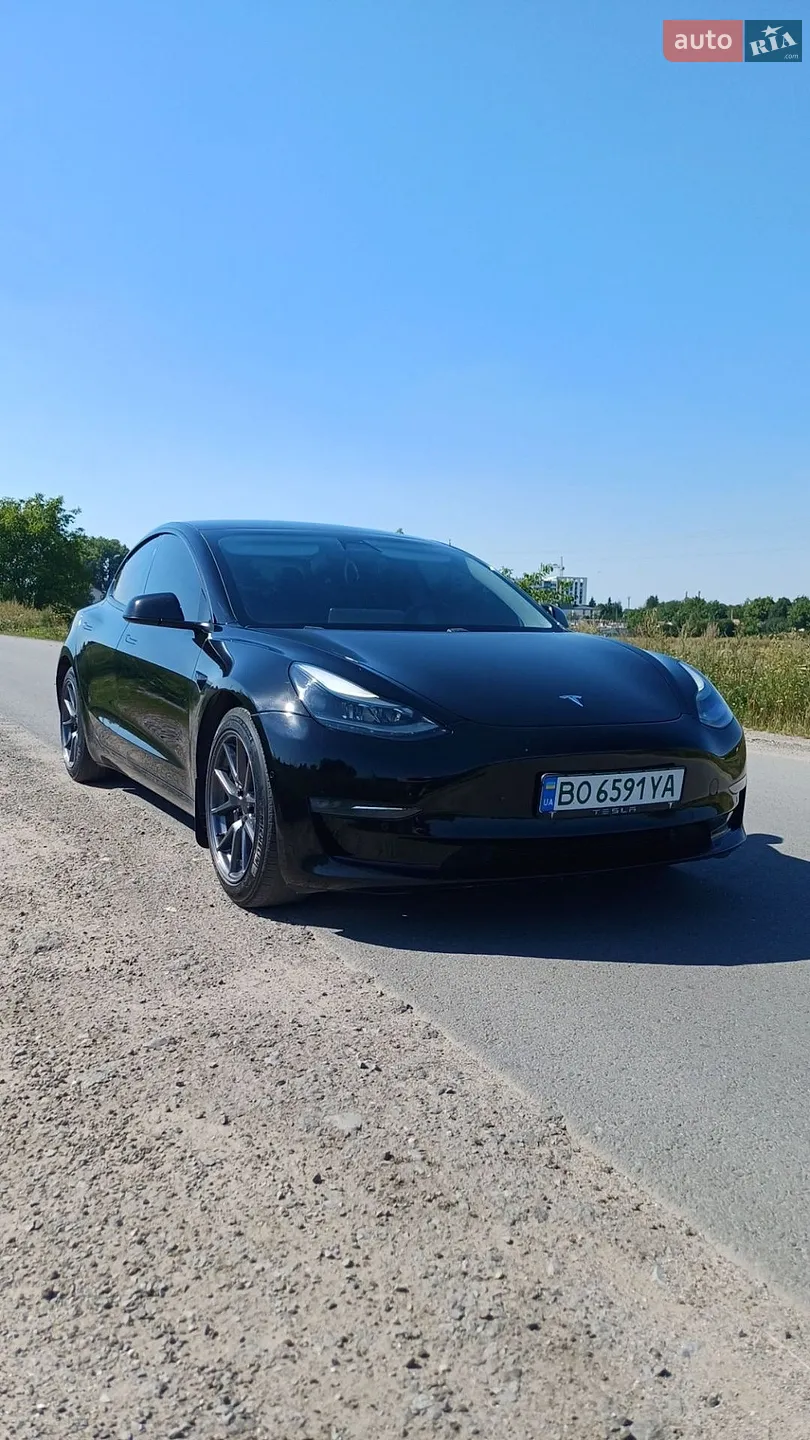 Tesla Model 3, 2021