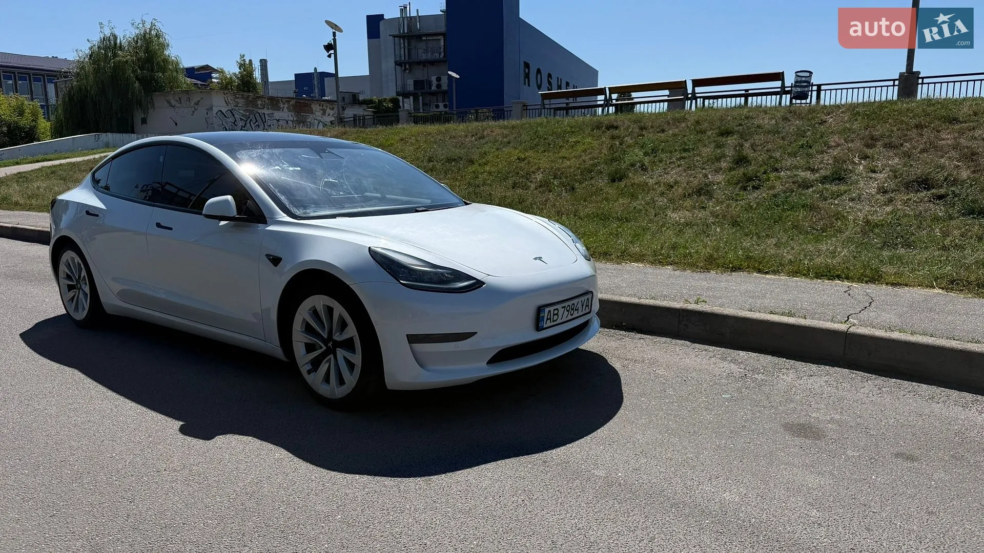 Tesla Model 3, 2020