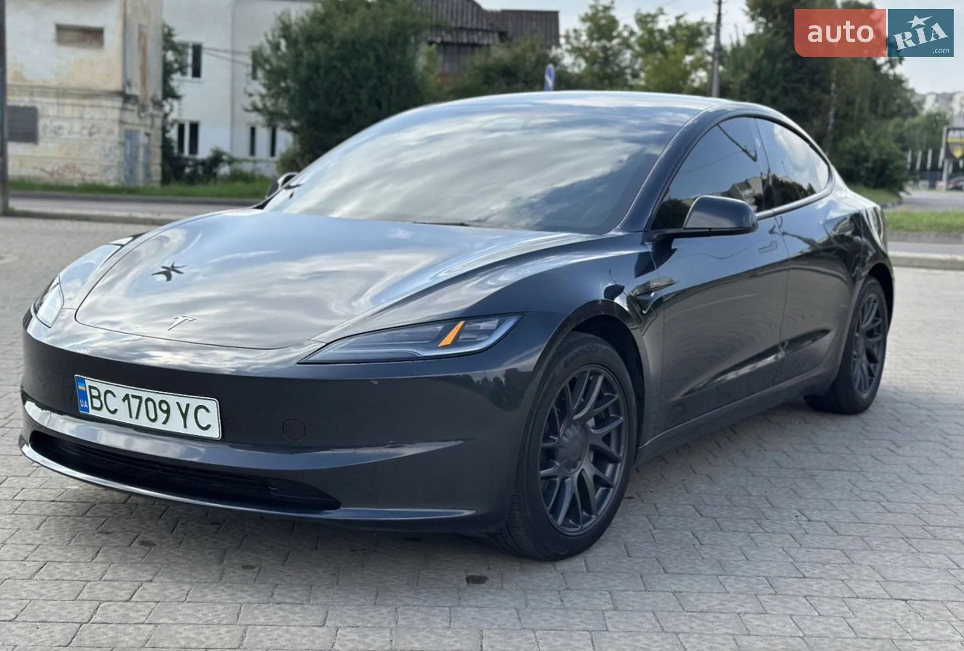Tesla Model 3, 2024