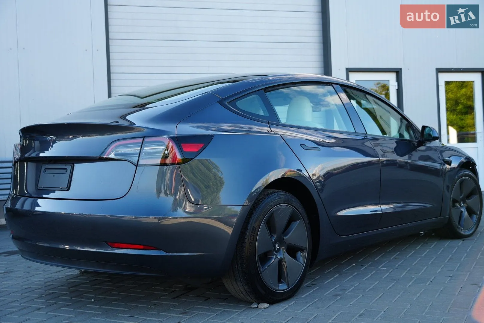 Tesla Model 3, 2024