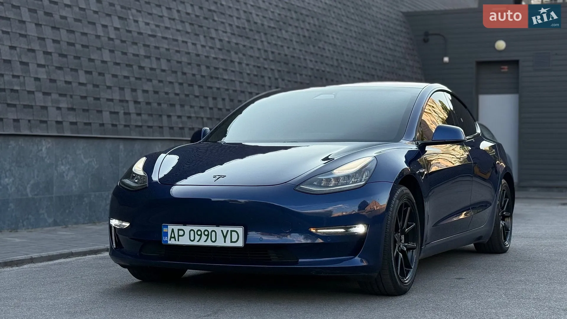 Tesla Model 3, 2019