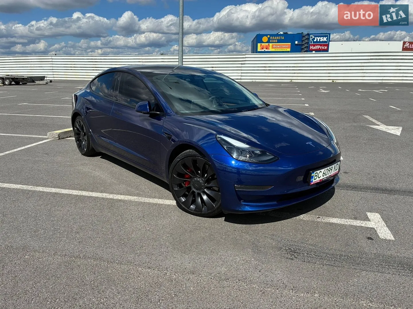 Tesla Model 3, 2023