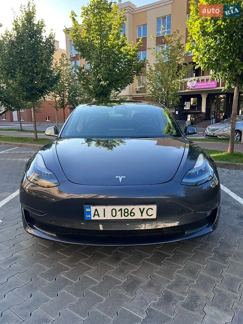 Tesla Model 3, 2023