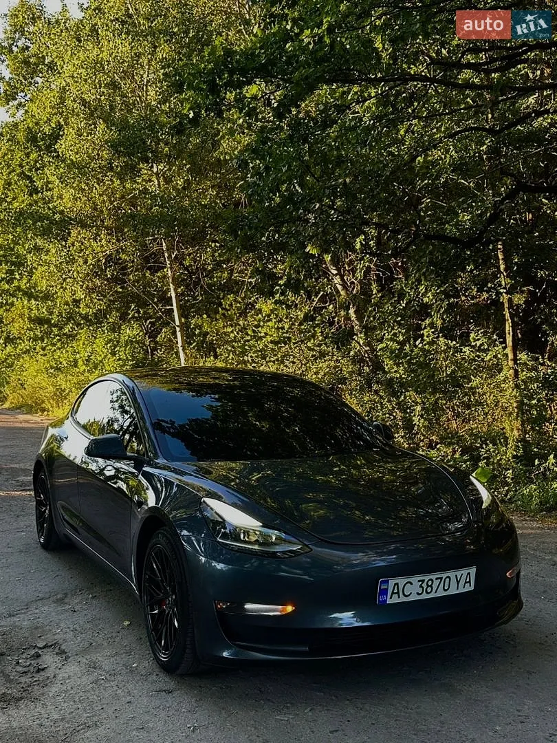 Tesla Model 3, 2022