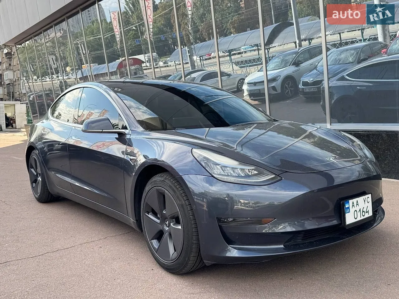 Tesla Model 3, 2020