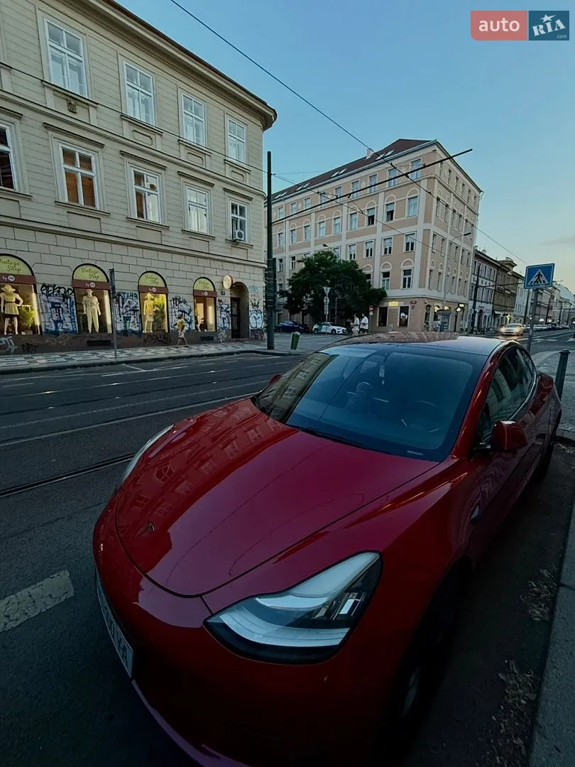 Tesla Model 3, 2018