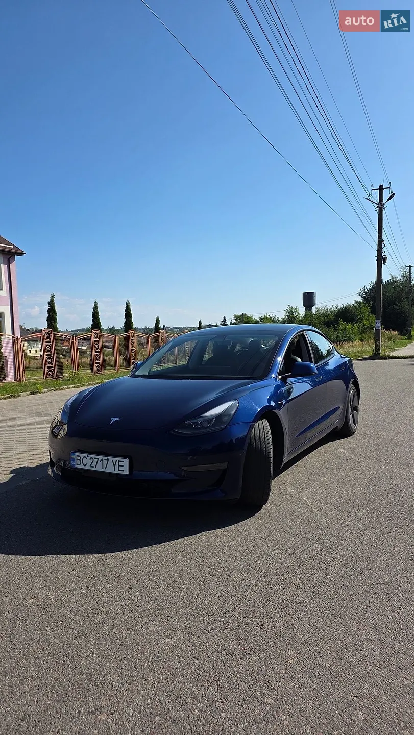 Tesla Model 3, 2021