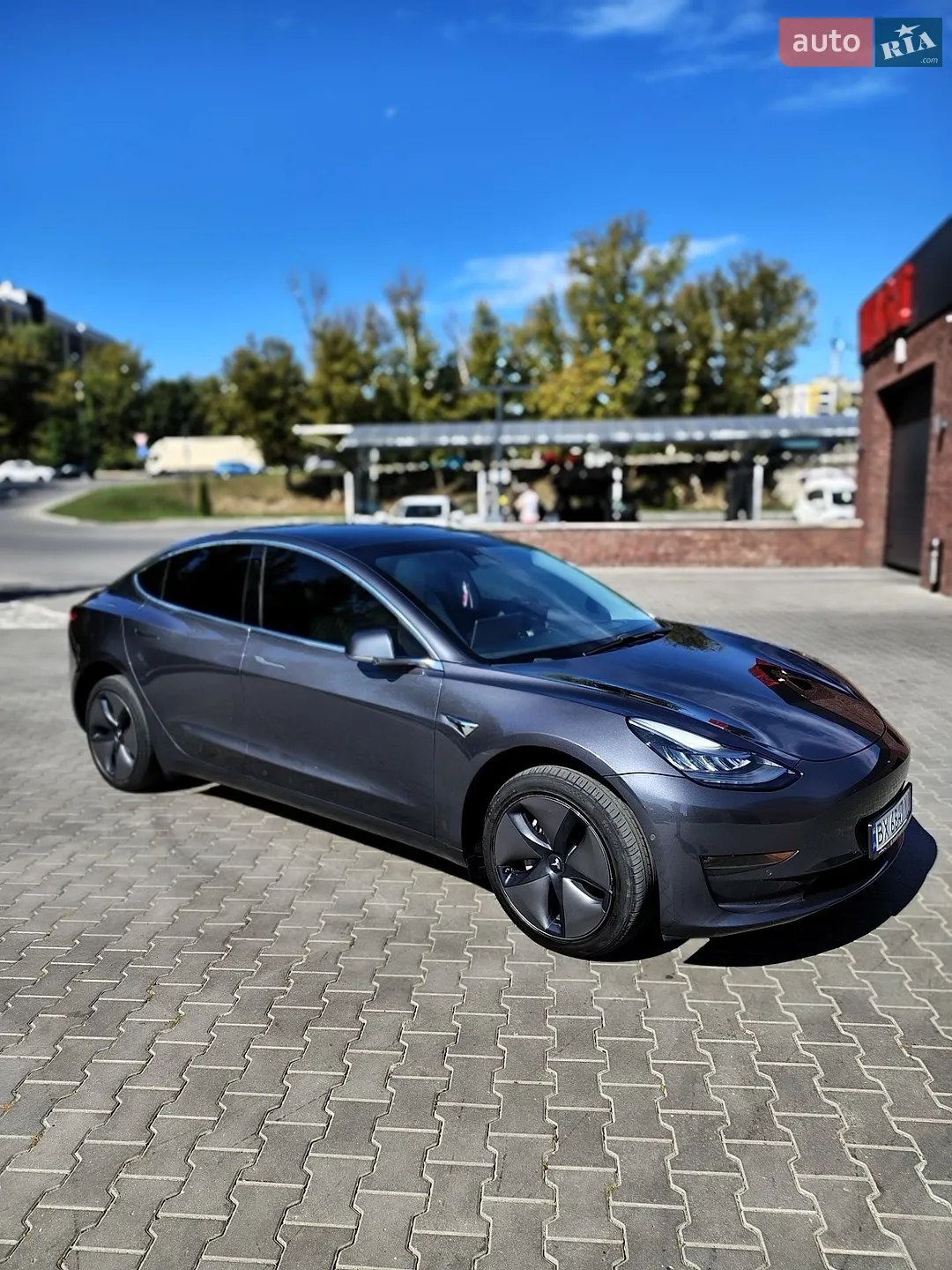 Tesla Model 3, 2020