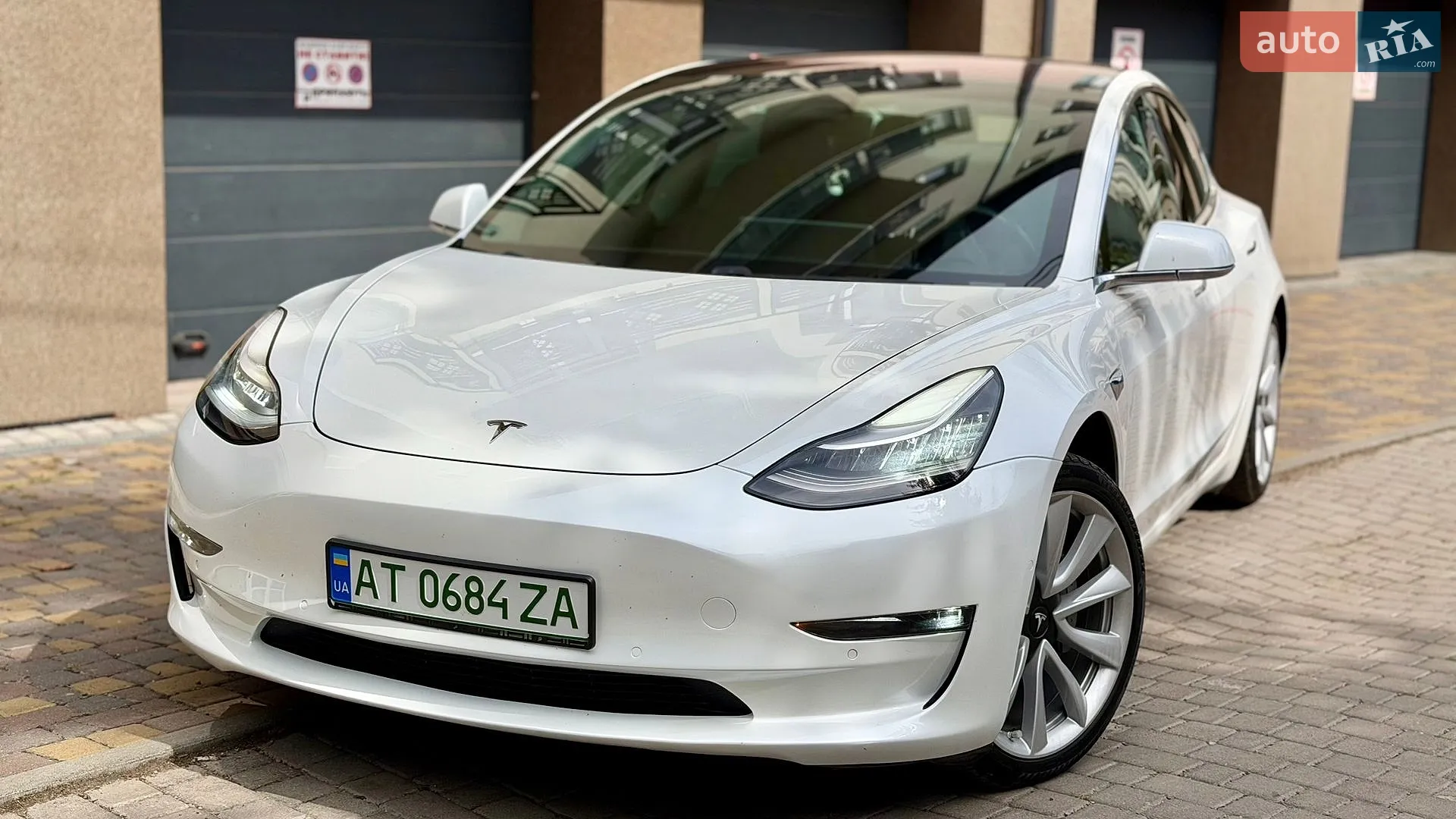 Tesla Model 3, 2018