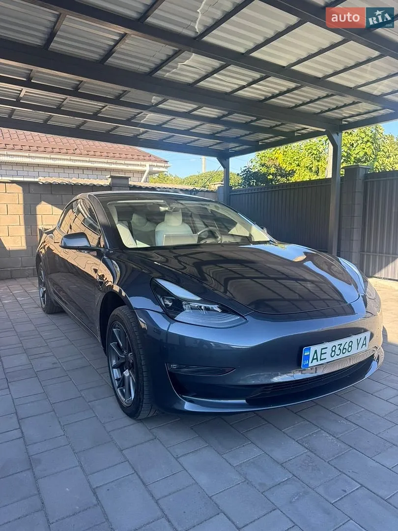Tesla Model 3, 2023