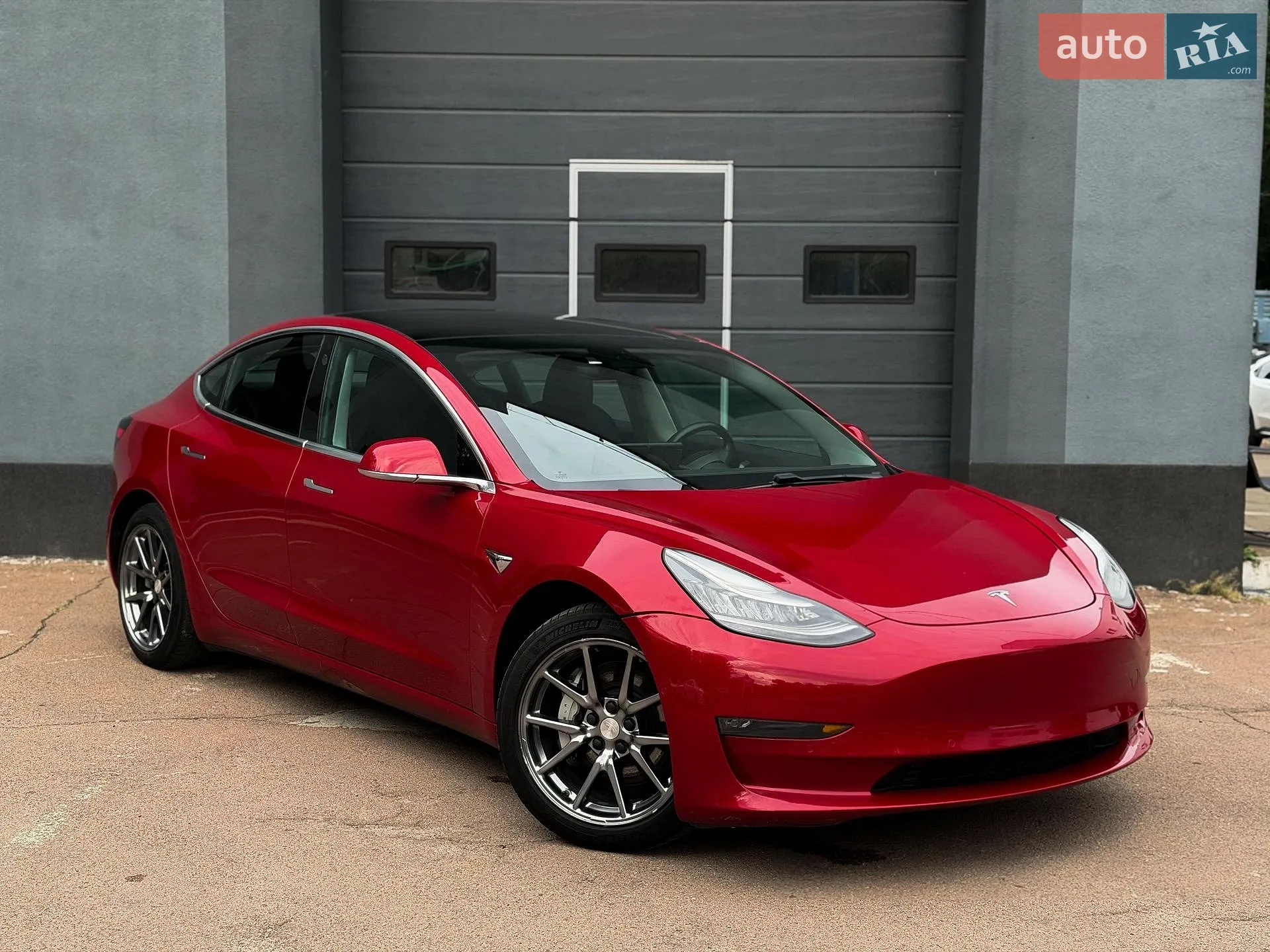 Tesla Model 3, 2019