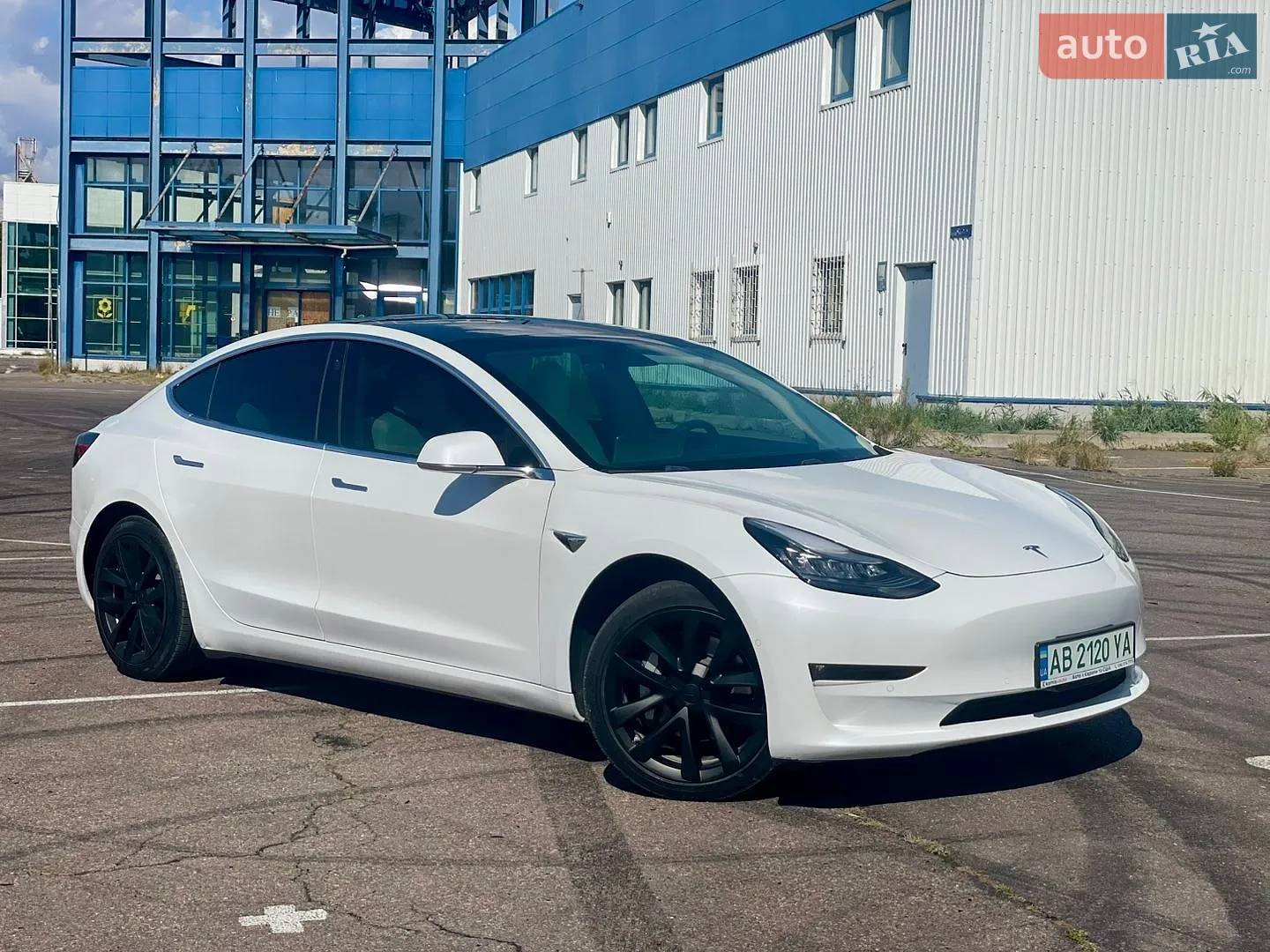 Tesla Model 3, 2019