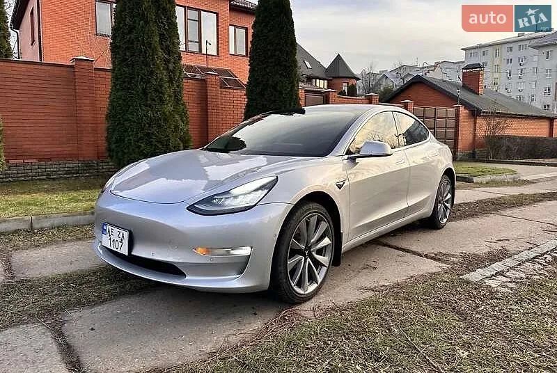 Tesla Model 3, 2018