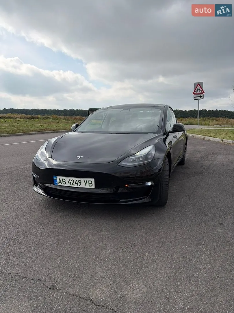 Tesla Model 3, 2022