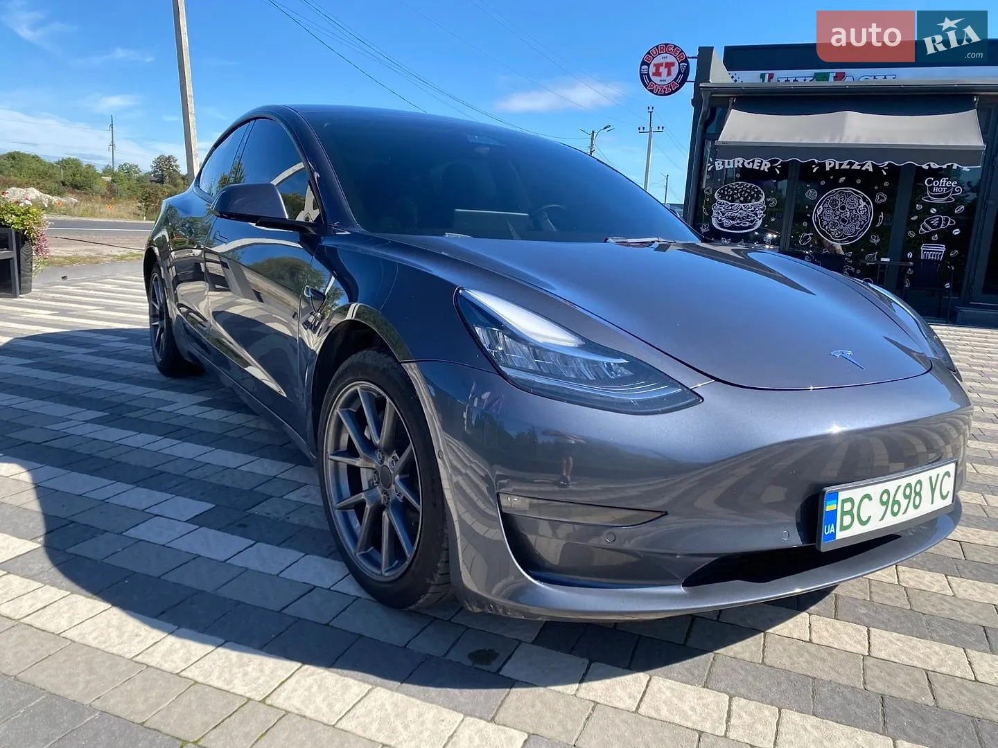 Tesla Model 3, 2021