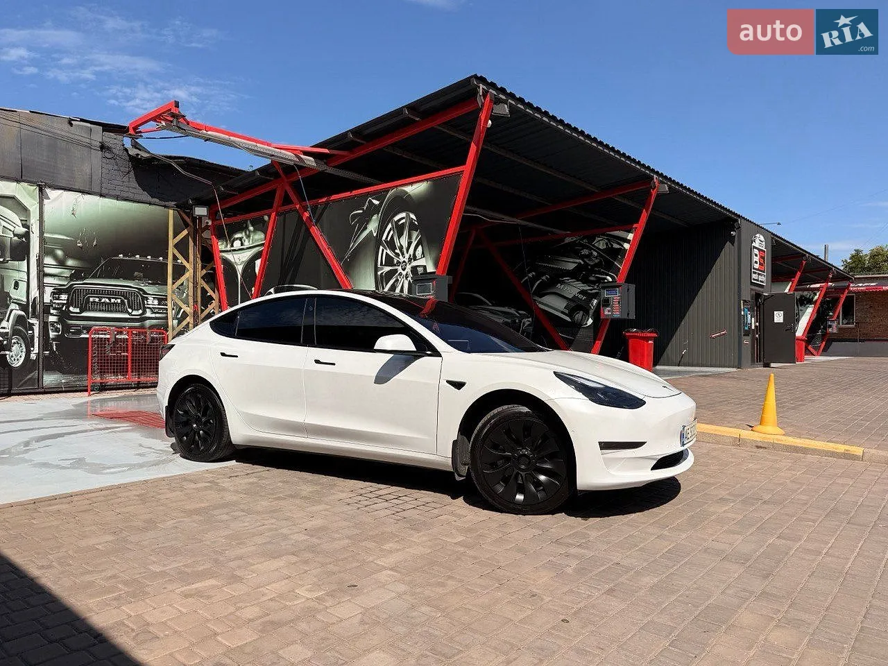 Tesla Model 3, 2021