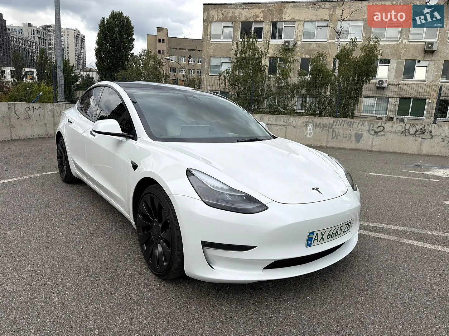 Tesla Model 3, 2023