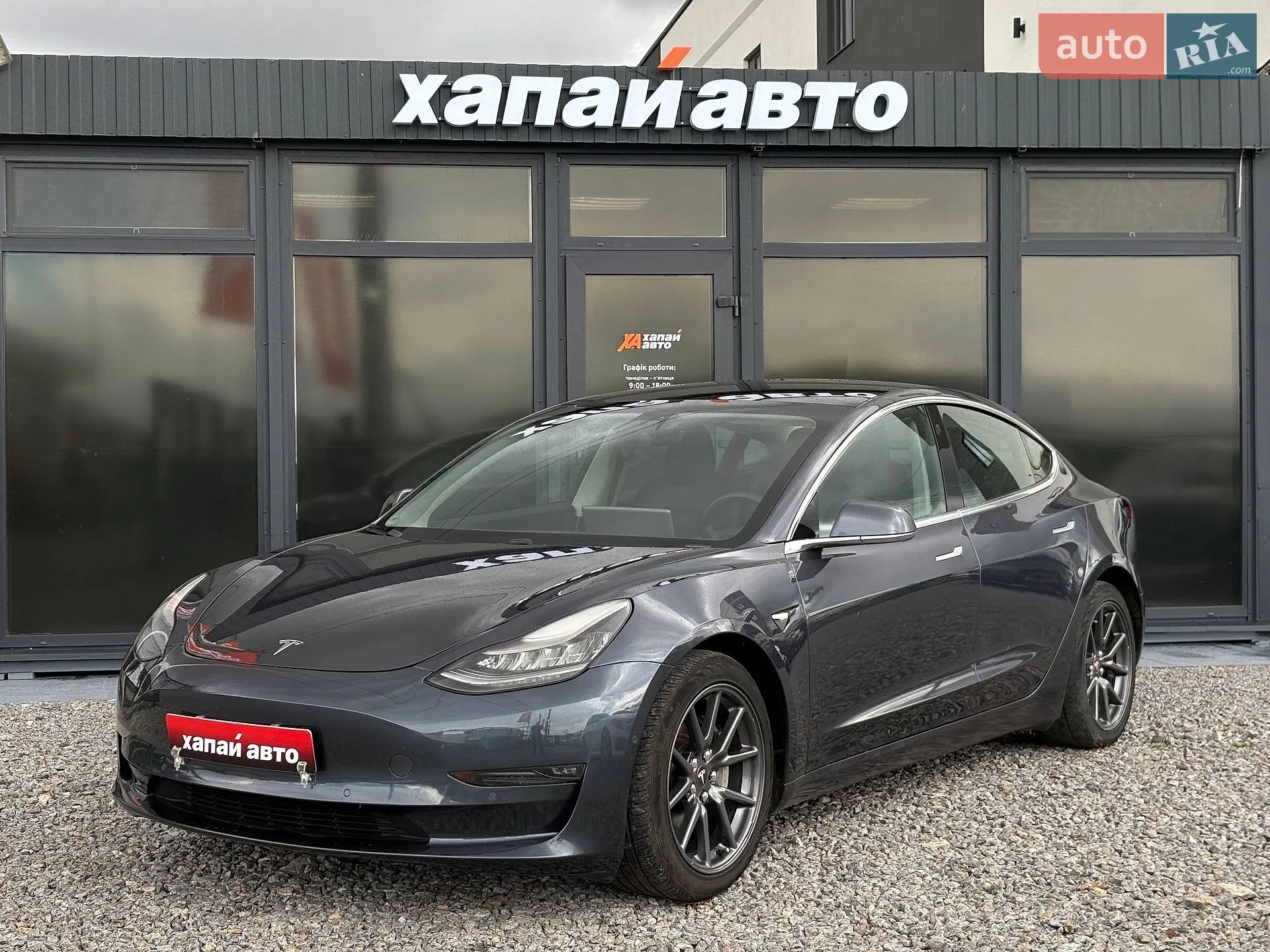Tesla Model 3, 2019