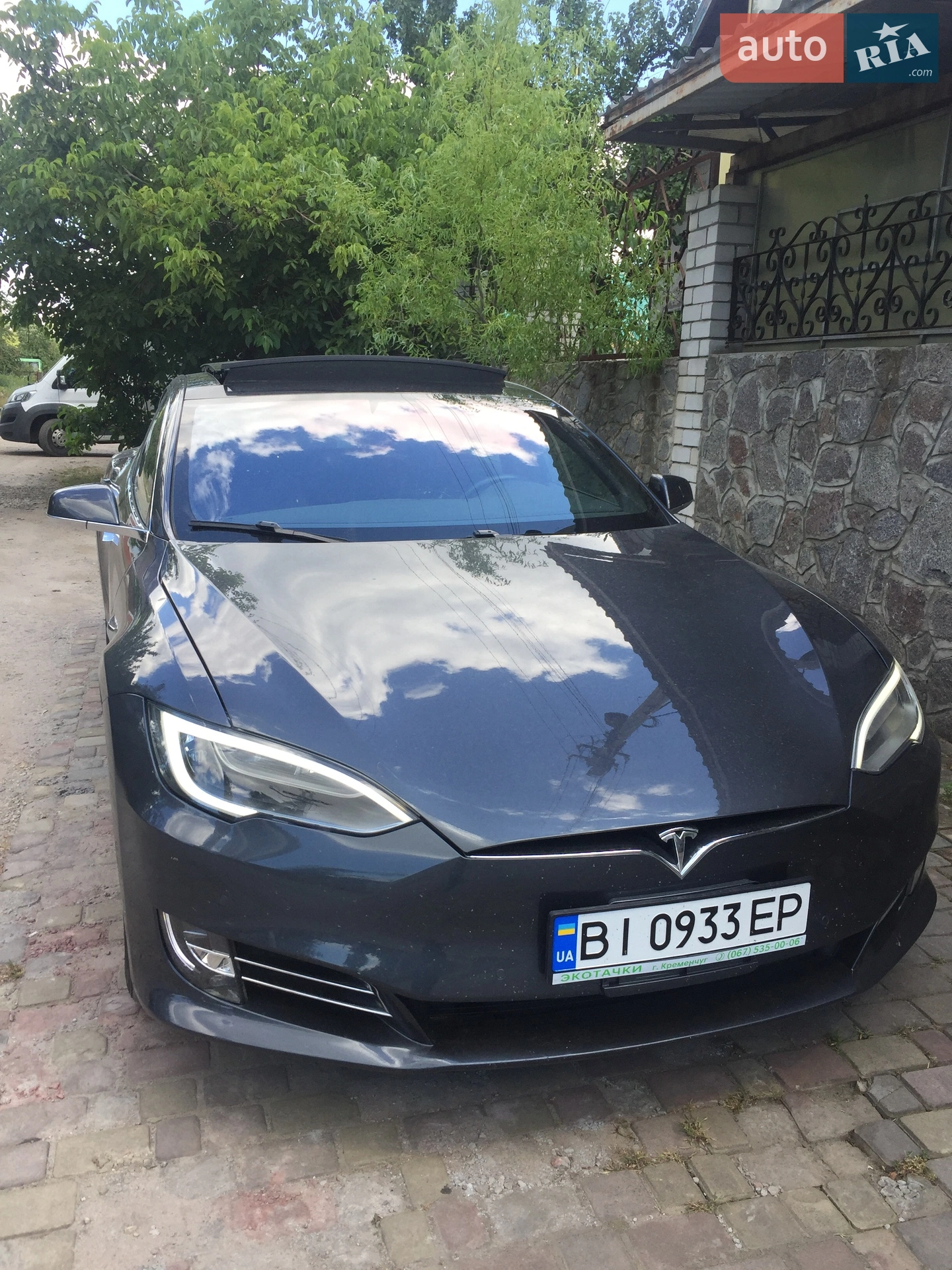 Tesla Model S, 2016