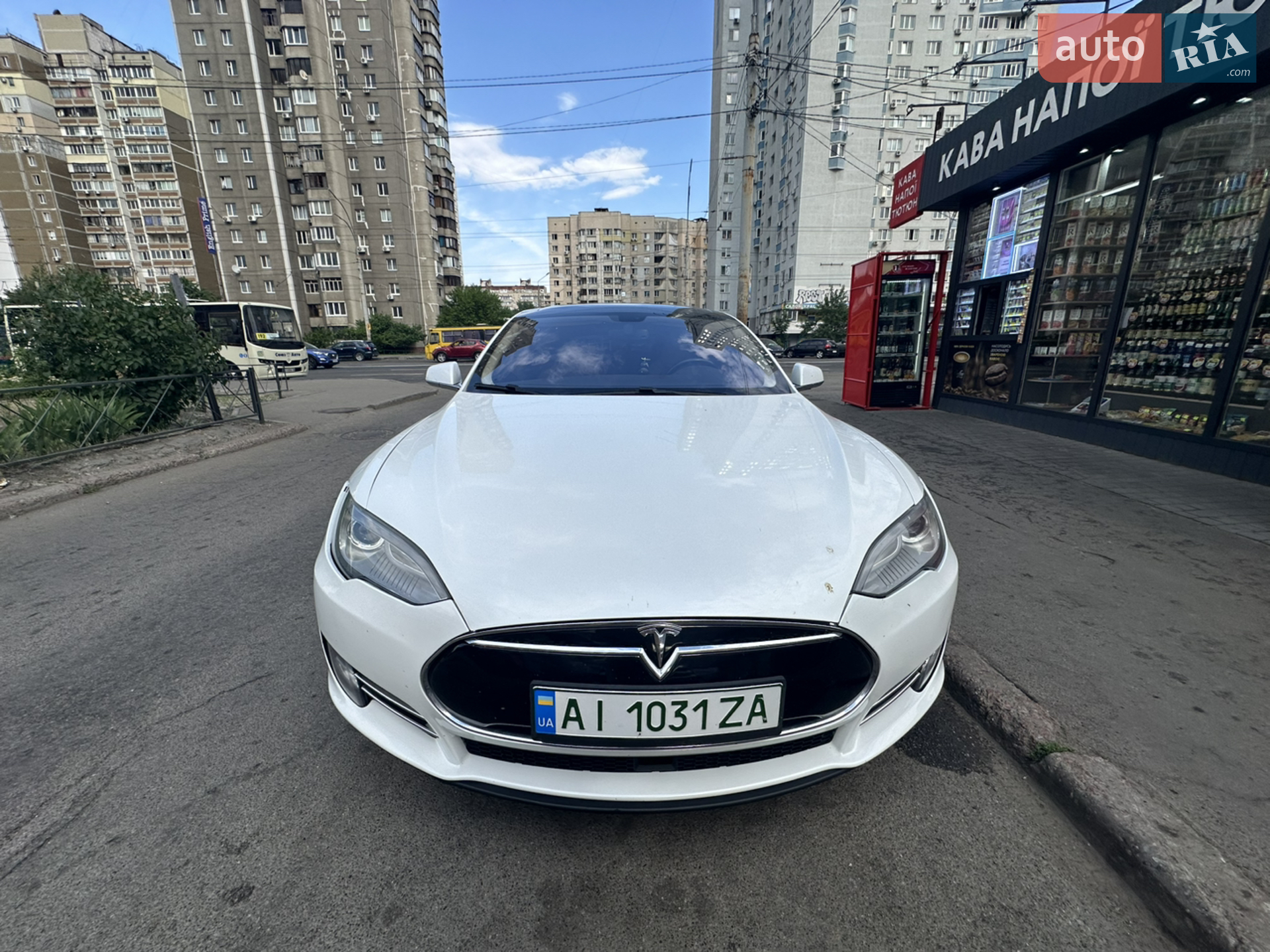 Tesla Model S, 2013
