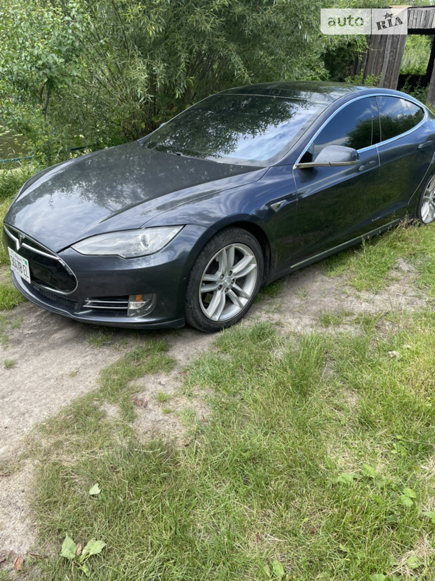 Tesla Model S, 2015