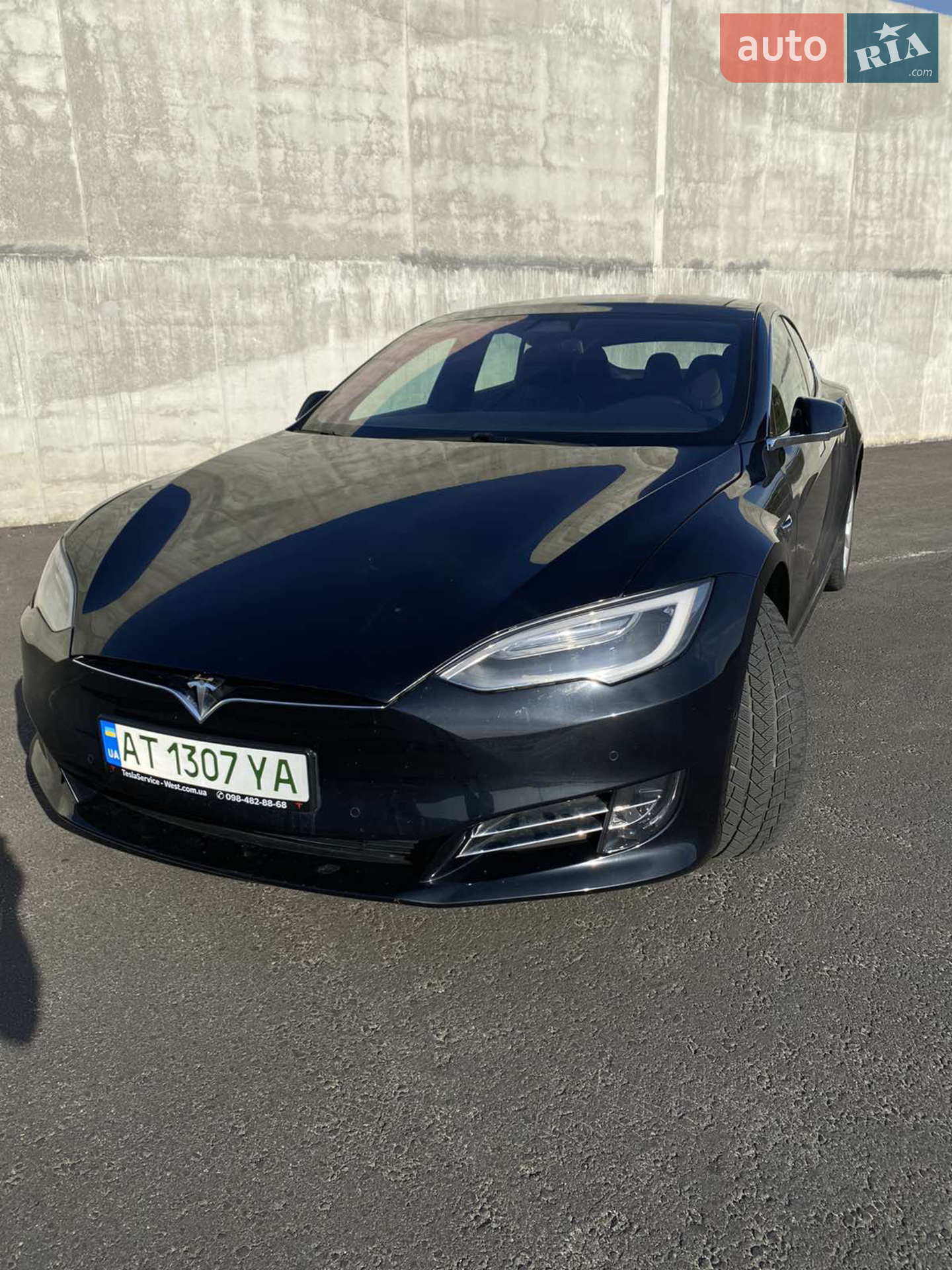 Tesla Model S, 2018
