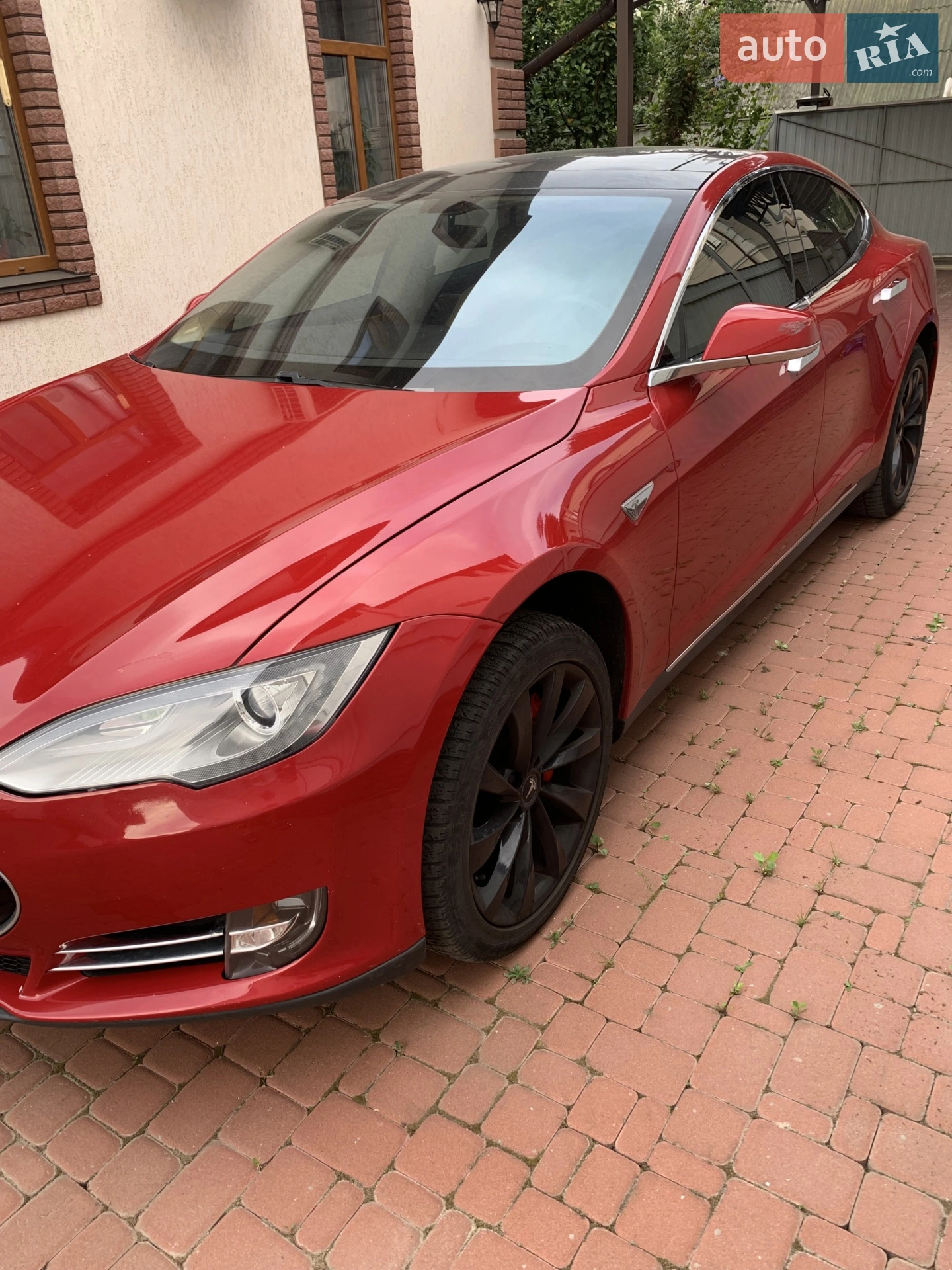 Tesla Model S, 2013