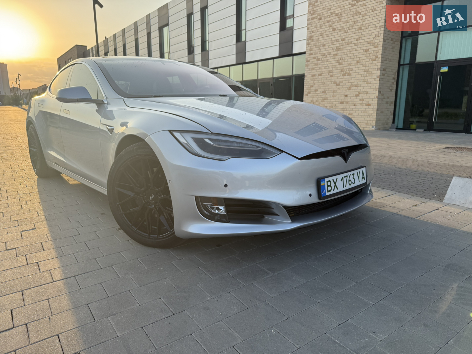 Tesla Model S, 2017