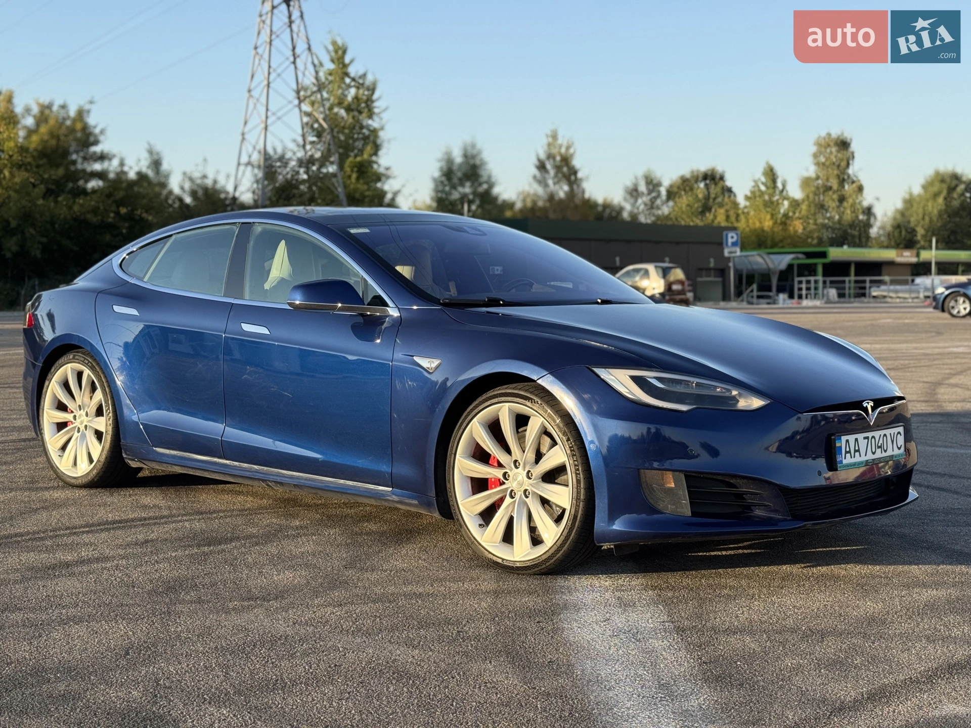 Tesla Model S, 2016