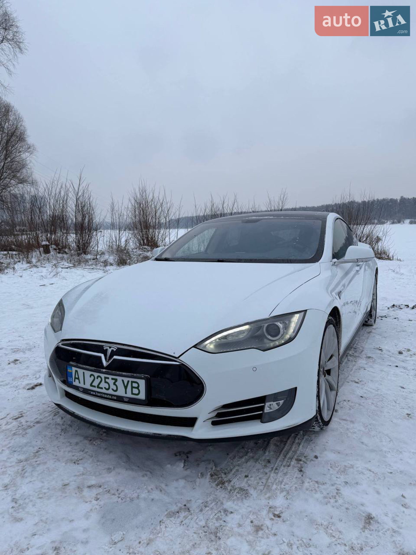 Tesla Model S, 2014