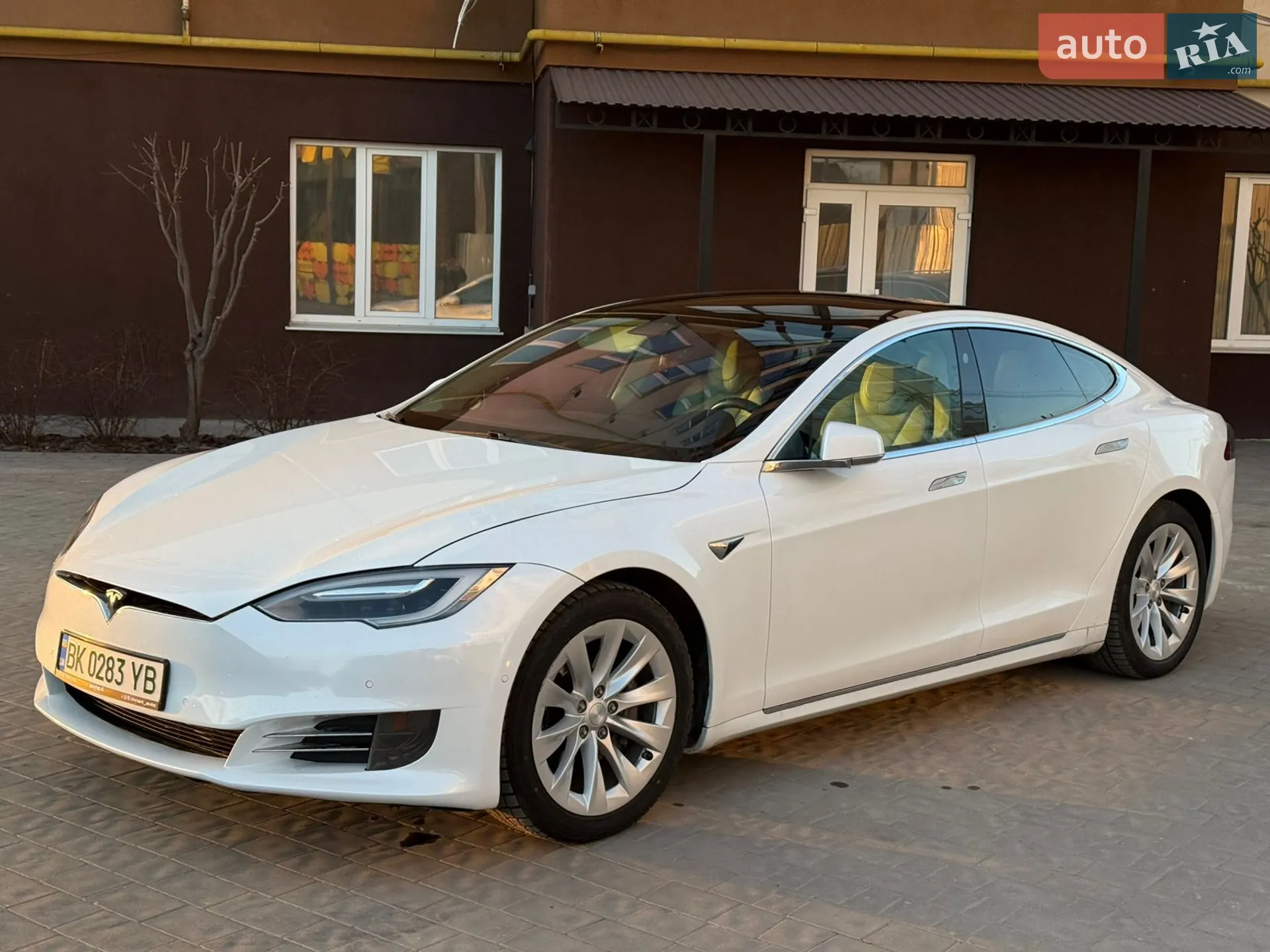Tesla Model S, 2017