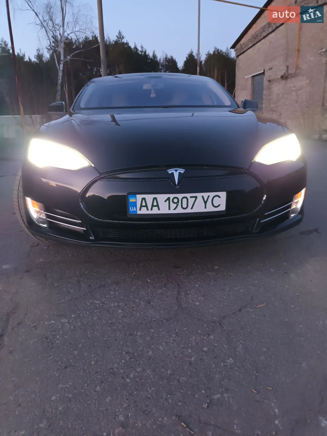 Tesla Model S, 2013