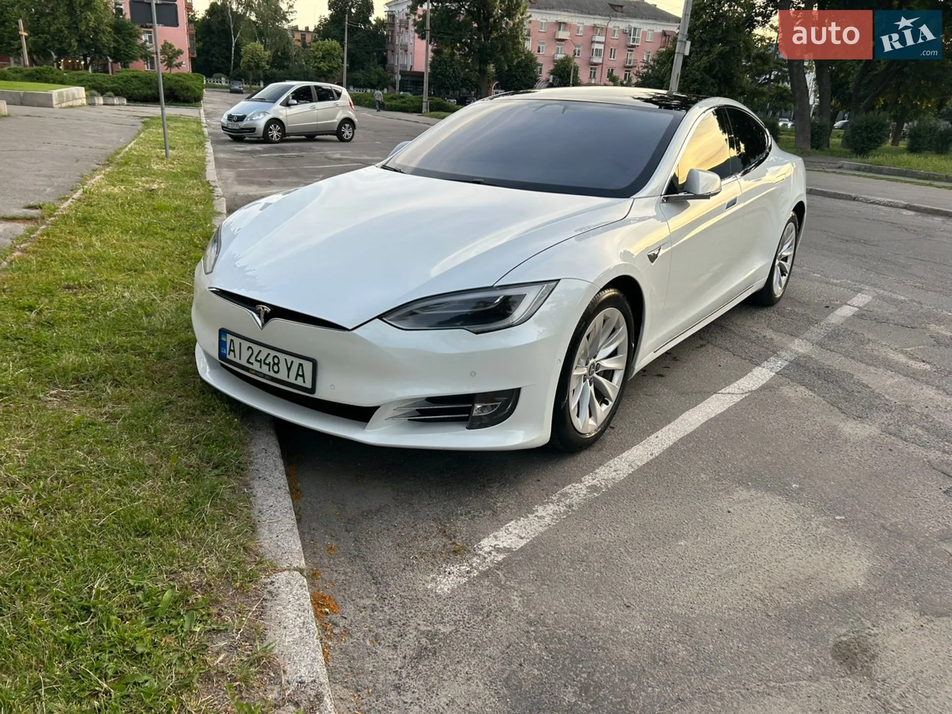 Tesla Model S, 2017