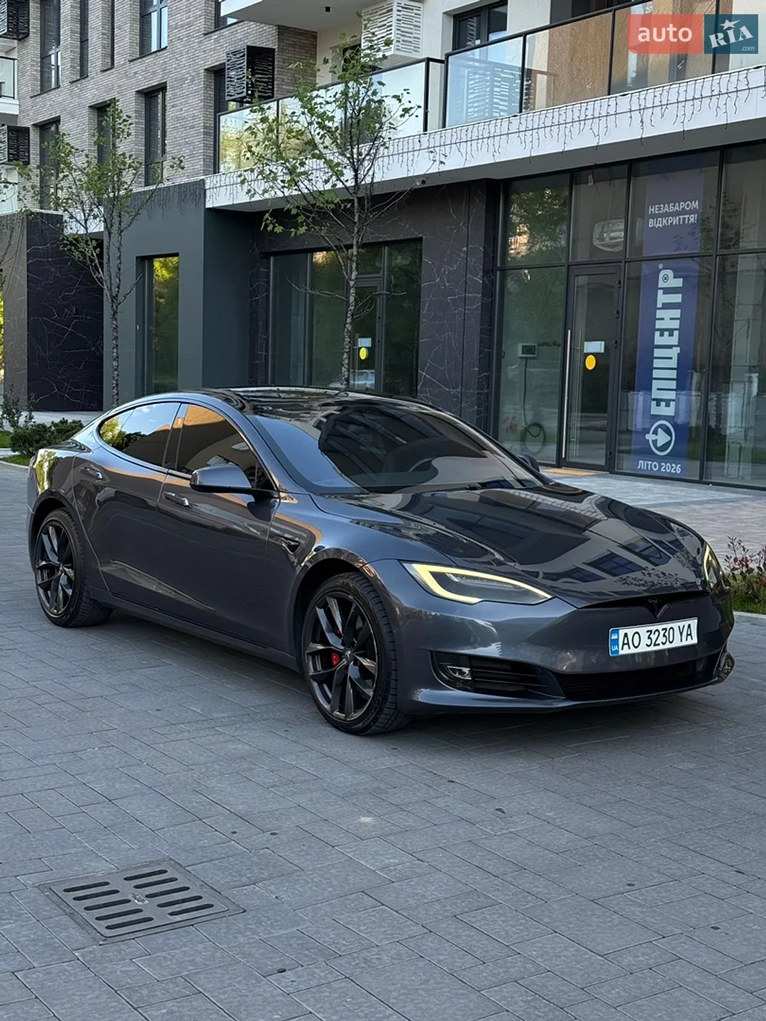 Tesla Model S, 2019
