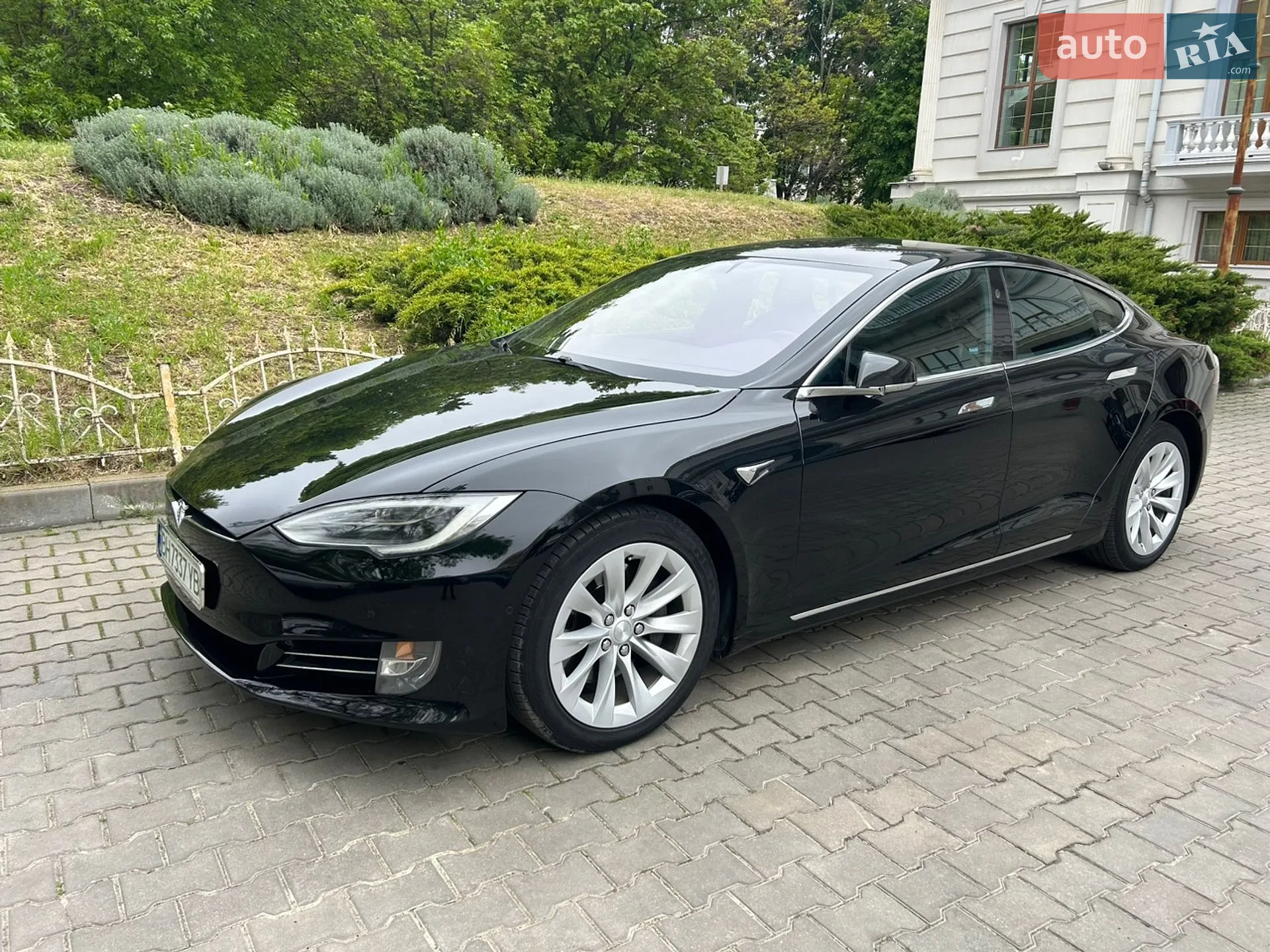 Tesla Model S, 2018