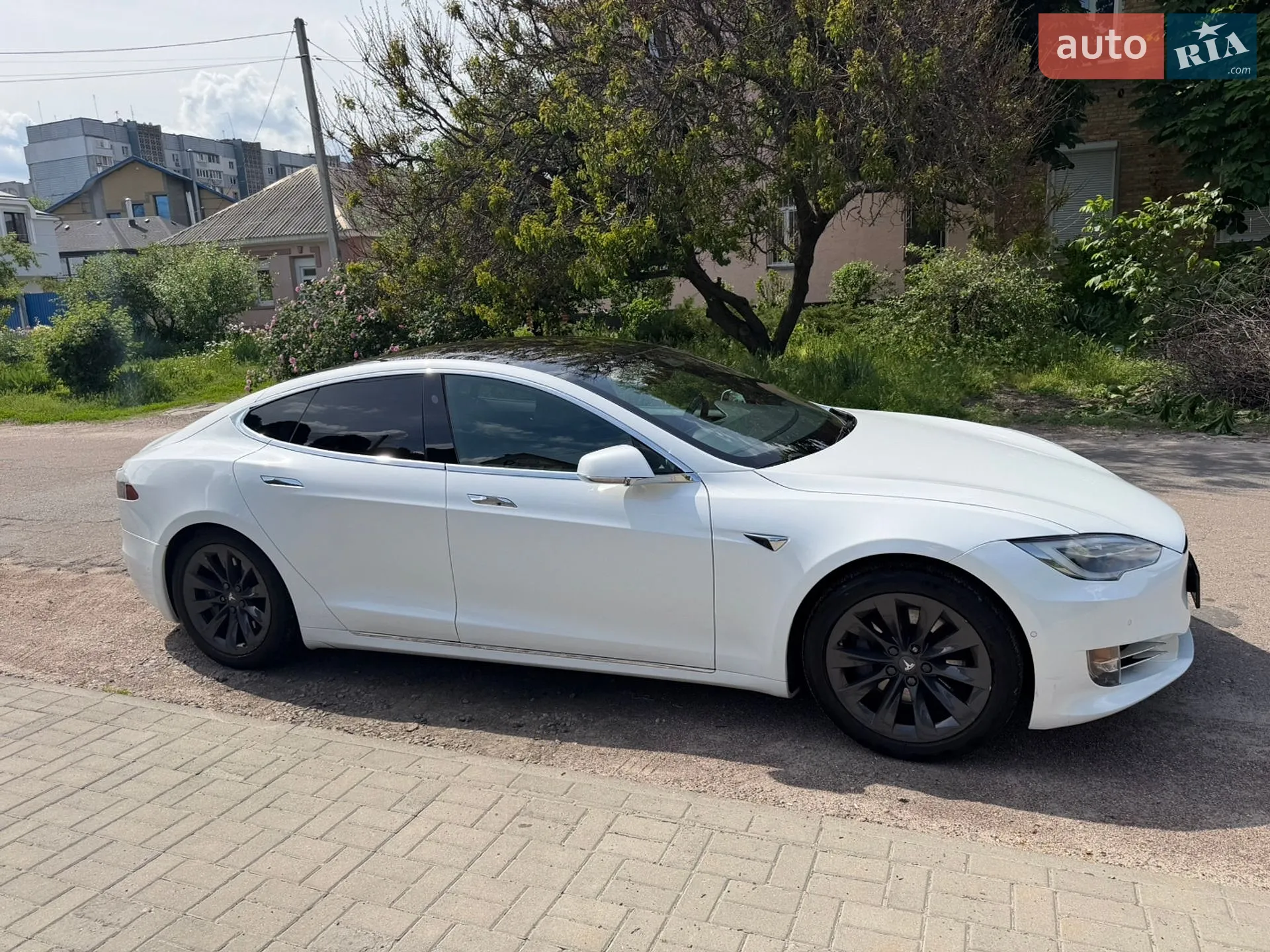 Tesla Model S, 2018