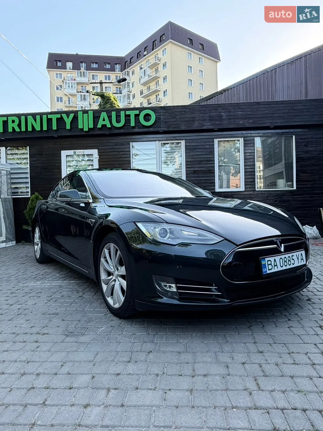 Tesla Model S, 2012