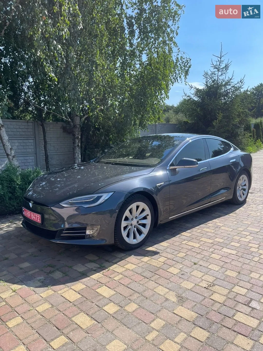 Tesla Model S, 2016
