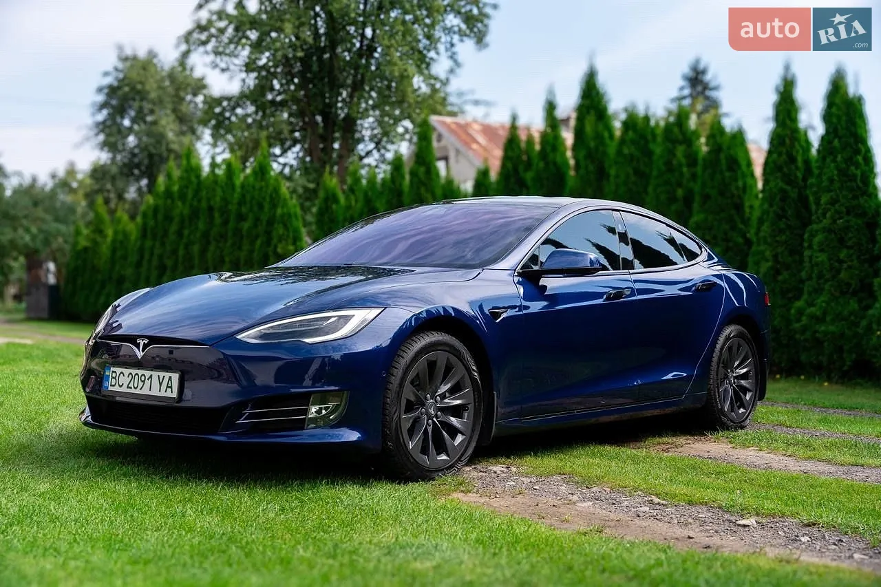 Tesla Model S, 2019