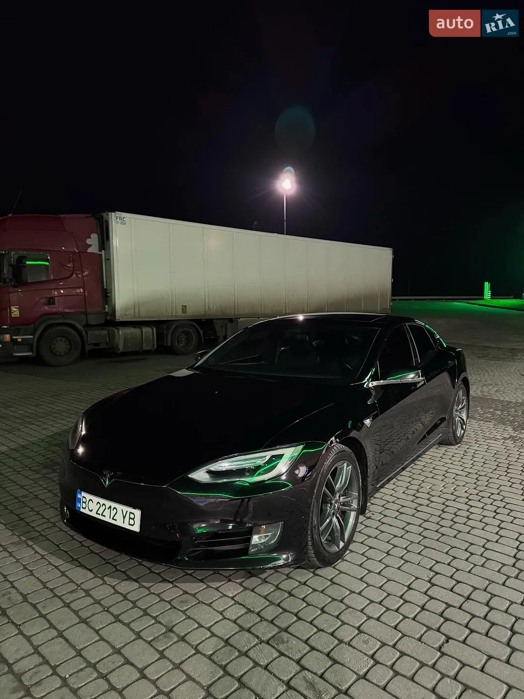 Tesla Model S, 2016