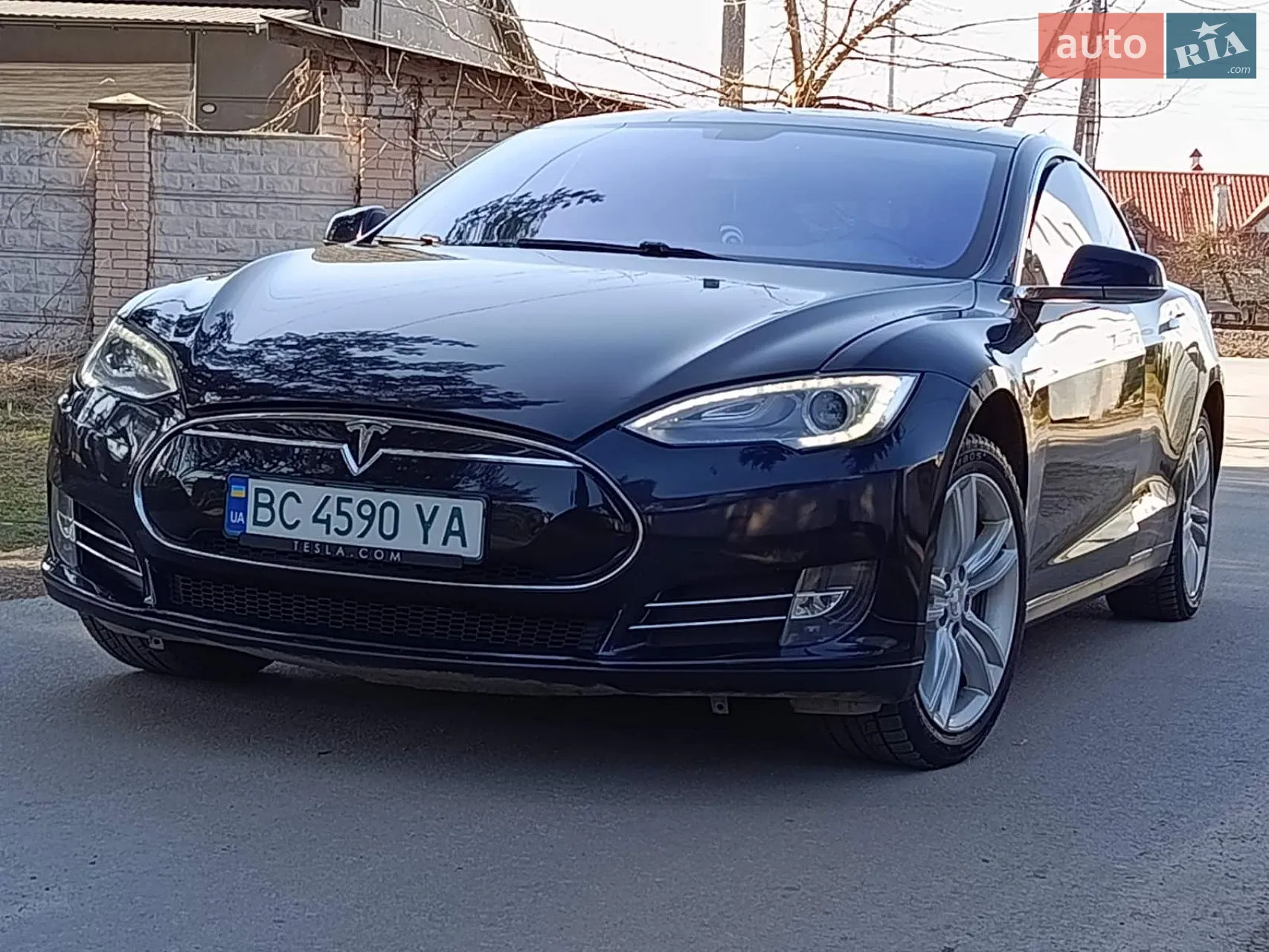Tesla Model S, 2014
