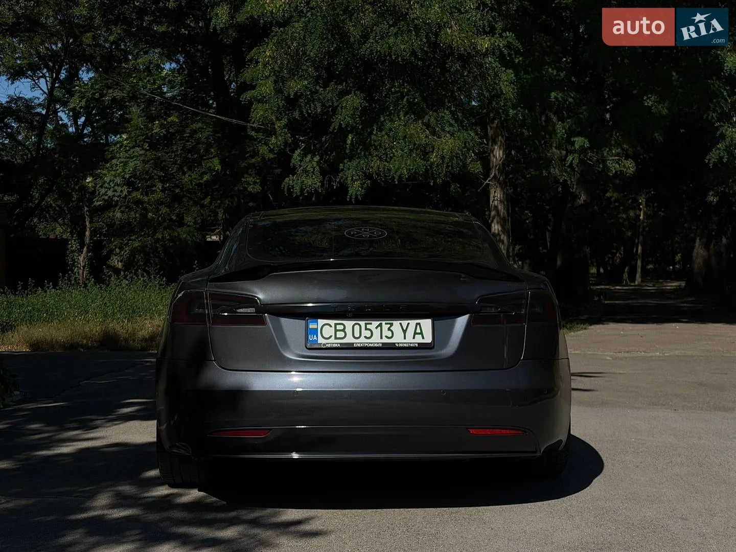 Tesla Model S, 2018