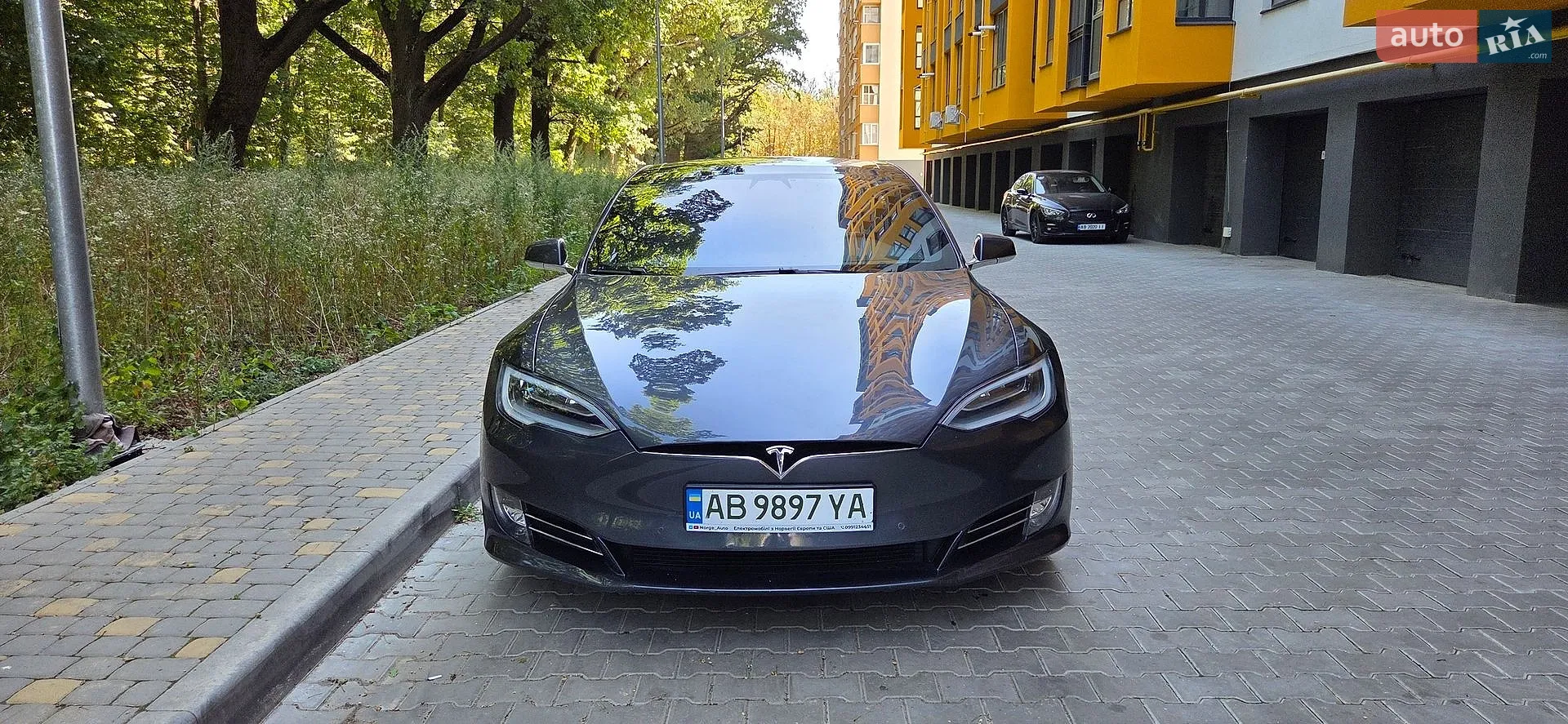 Tesla Model S, 2018