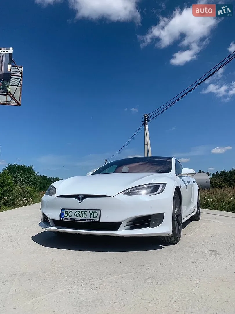 Tesla Model S, 2016