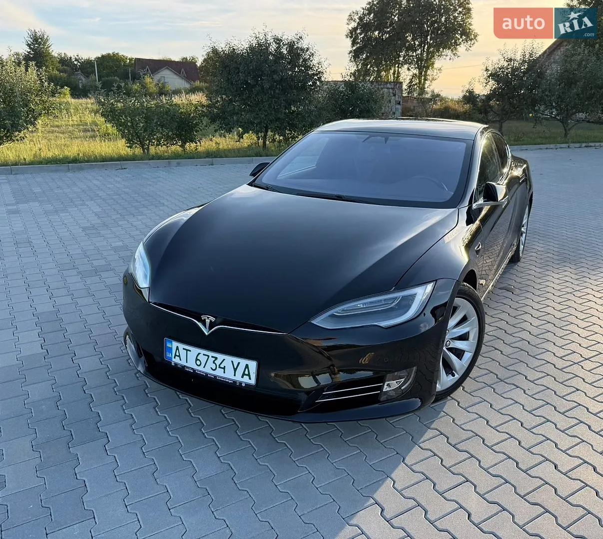 Tesla Model S, 2018