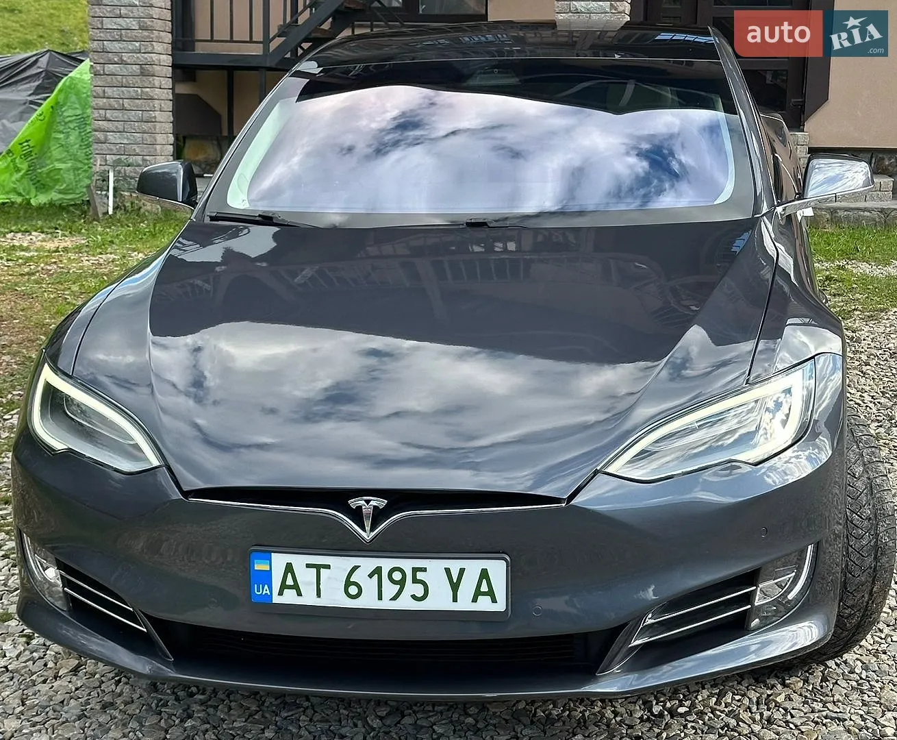 Tesla Model S, 2018
