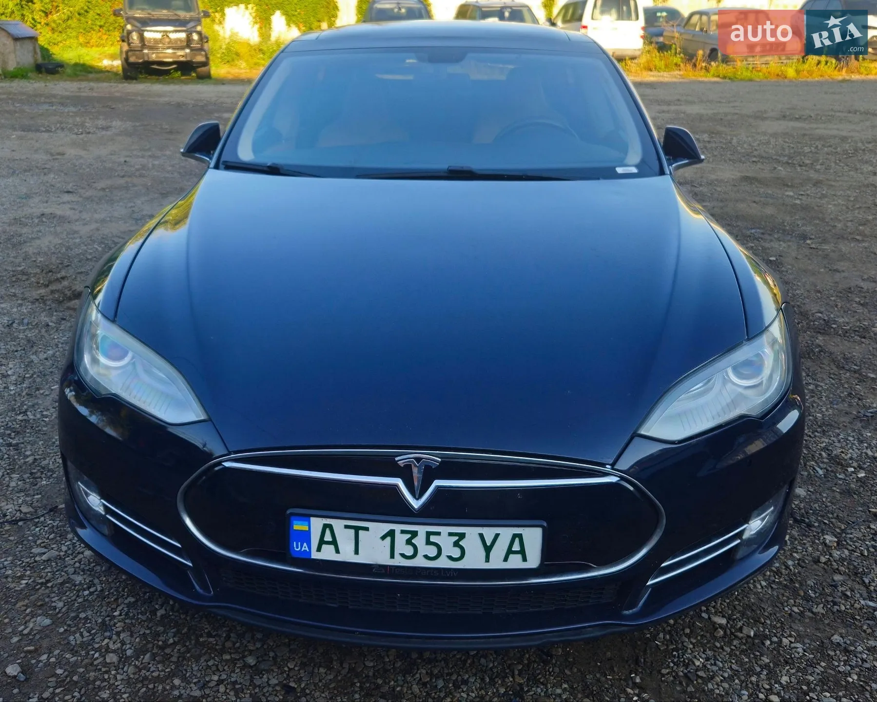 Tesla Model S, 2014