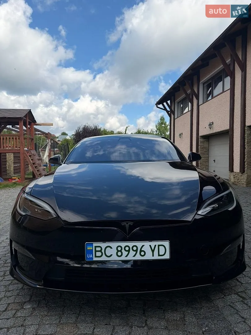 Tesla Model S, 2022