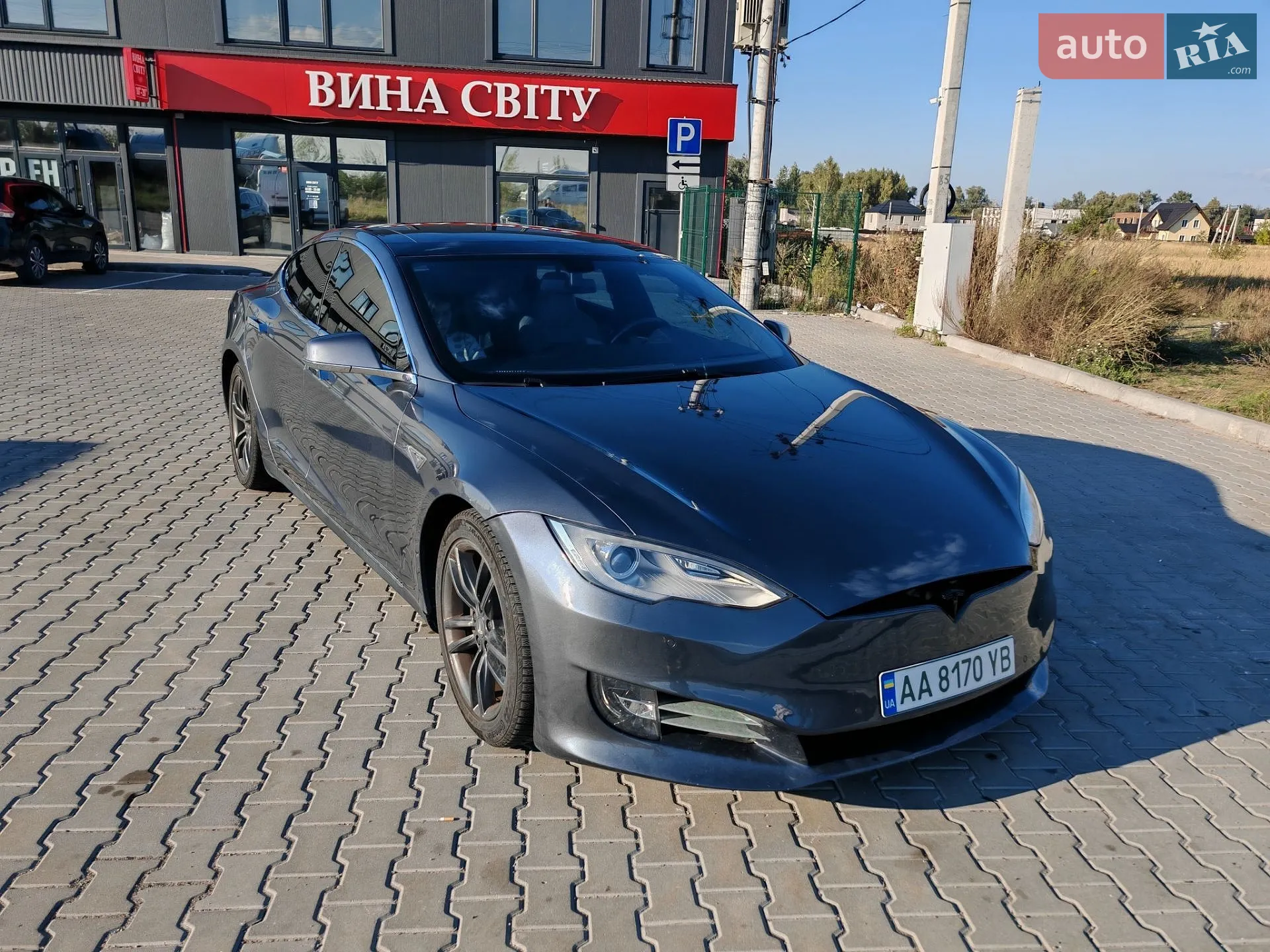 Tesla Model S, 2014